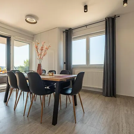 Stunning In With House Sea View * Kožino