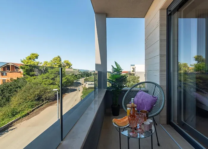 3 Bedroom Awesome In