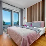 Stunning Apartment In Kozino With House Sea View Διαμέρισμα