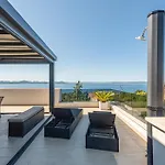 Διαμέρισμα Stunning Apartment In Kozino With House Sea View