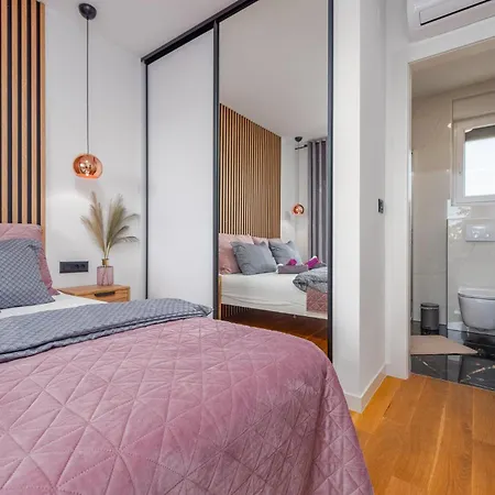 Lovely In With House Sea View *