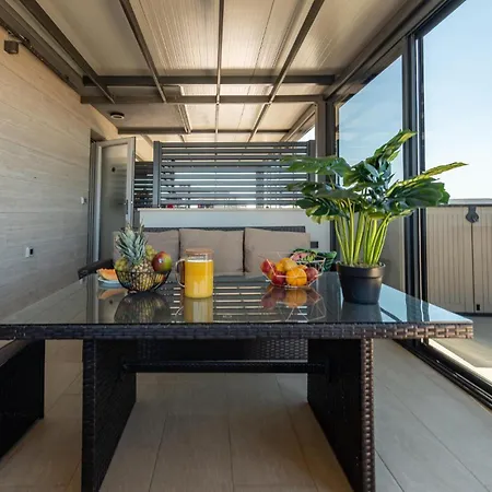 Apartment Lovely In With House Sea View *